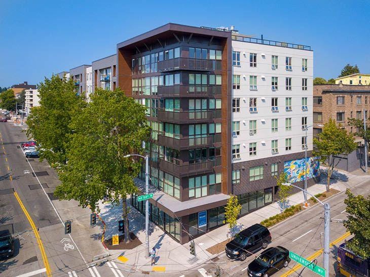 Furnished University District, Seattle Area room for rent in Studio Apartment for 1719 per month. Room ID 4739824