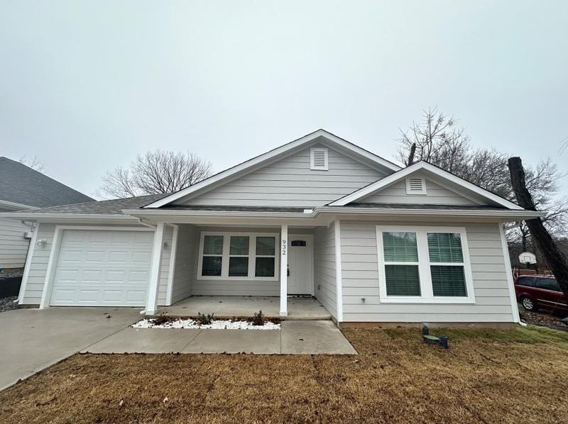 932 Chase St, Denison, TX 75020 - MLS 20519953 for Rent