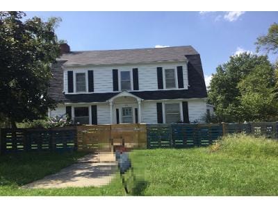 S 8th St for Sale