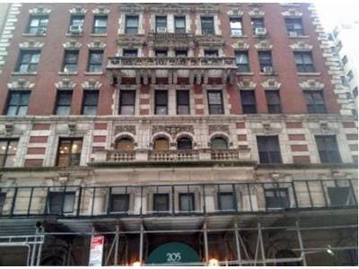 W 54th St Apt 8a for Sale