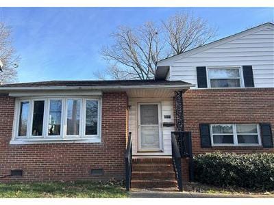 Heutte Dr for Sale