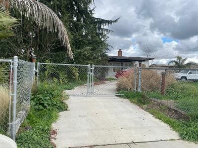 2nd St for Sale