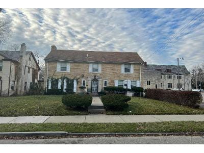 Birchcrest Dr for Sale