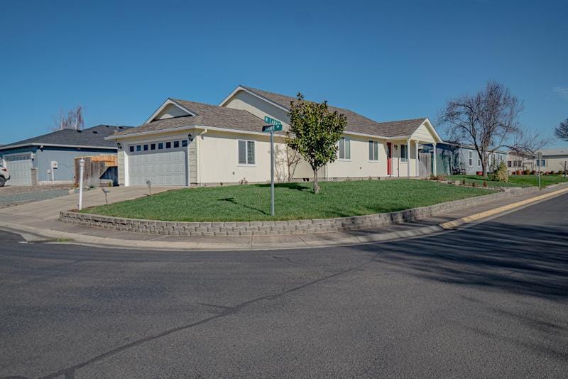 1141 Hawk Drive, Central Point OR 97502 for Sale