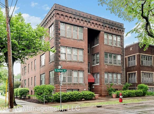 2124 Garfield Ave - Minneapolis, MN 55405 - Home For Rent