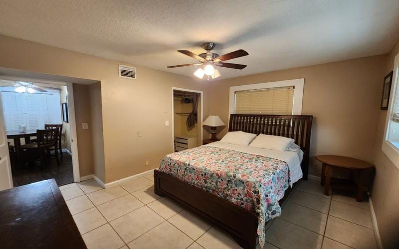 Rental listing in Hollywood, Ft Lauderdale Area. Contact the landlord or property manager direct about rental.