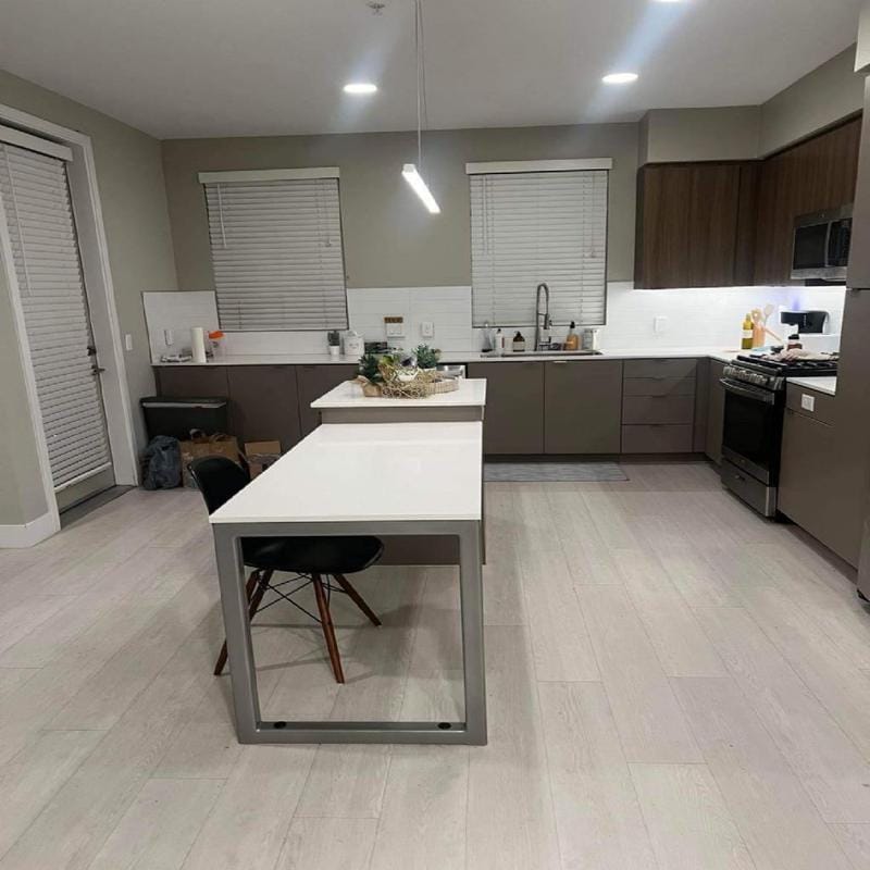 Furnished Anaheim, Orange County room for rent in 2 Bedrooms, Apartment for 1650 per month. Room ID 4739841
