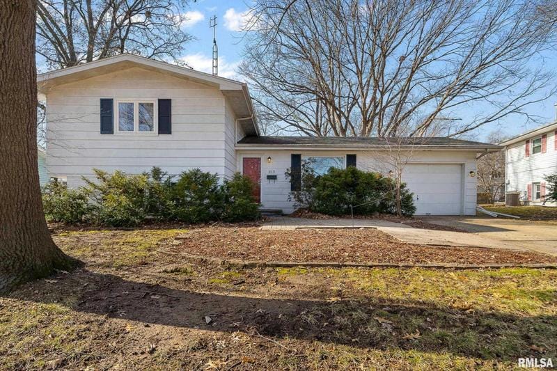213 CARTWRIGHT DR, Springfield, IL 62704 Single Family Residence For Sale  MLS# CA1027156