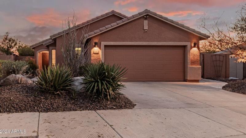 17487 W Rock Wren Ct, Goodyear, AZ 85338 - MLS 6657892 for Sale