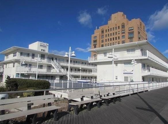 111 S Dudley Ave #101 - Ventnor City, NJ 08406 - Home For Rent