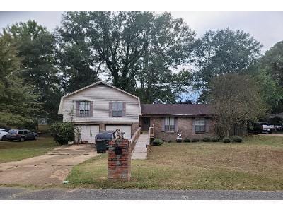Shannon Cir NW for Sale