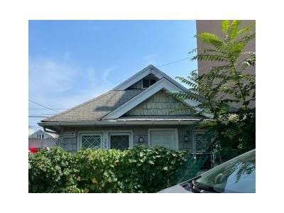 Brighton 7th St for Sale