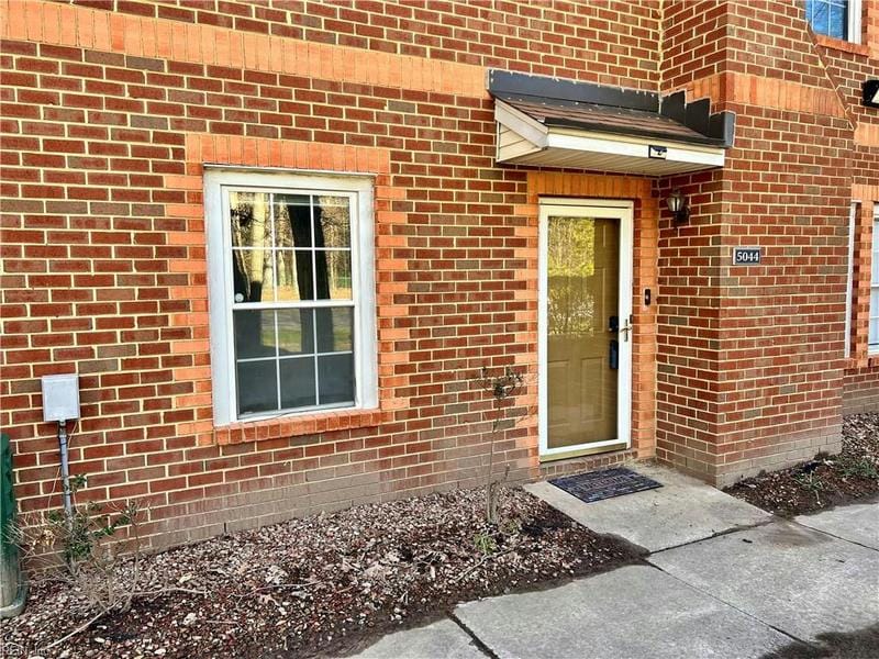 5044 GATEHOUSE WAY, Virginia Beach, VA 23455 Condominium For Sale  MLS# 10518420