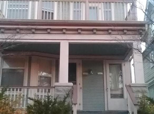 3225 W Mc Kinley Blvd unit 3227 - Milwaukee, WI 53208 - Home For Rent