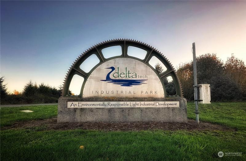 7135 Delta Ring Road, Ferndale, WA 98248 for Sale