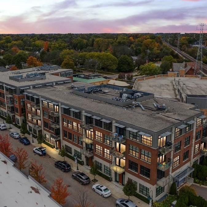 2051 Villa Rd #201, Birmingham, MI 48009 - MLS 24005181 for Sale