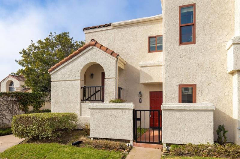 1240 Franciscan Ct #5, Carpinteria, CA 93013 - MLS 24-242 for Sale