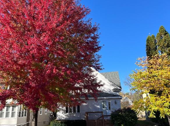4230 S 39th Ave unit 1 - Minneapolis, MN 55406 - Home For Rent