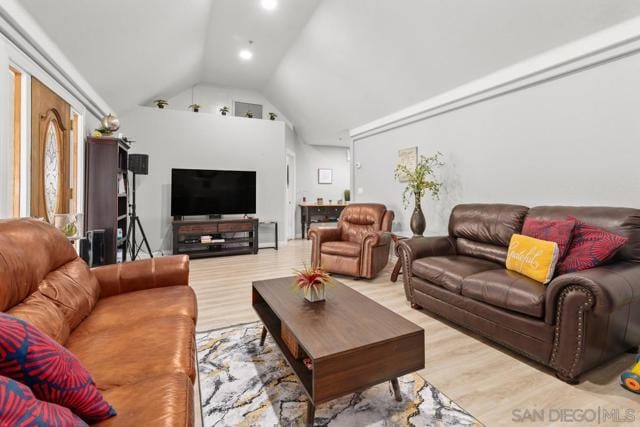 1385 Oak Hill Dr, Escondido CA 92027 for Sale