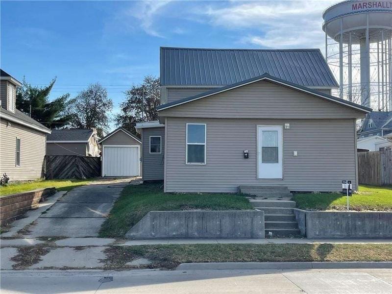 217 E Anson Street, Marshalltown, IA 50158  622224892 for Sale
