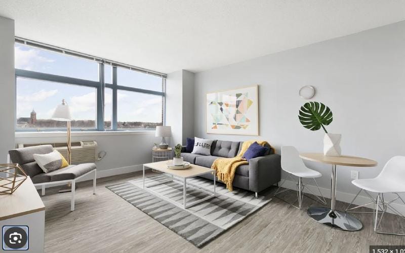 Furnished New Brunswick, Middleinteraction County room for rent in 3 Bedrooms, Apartment for 1095 per month. Room ID 4739259