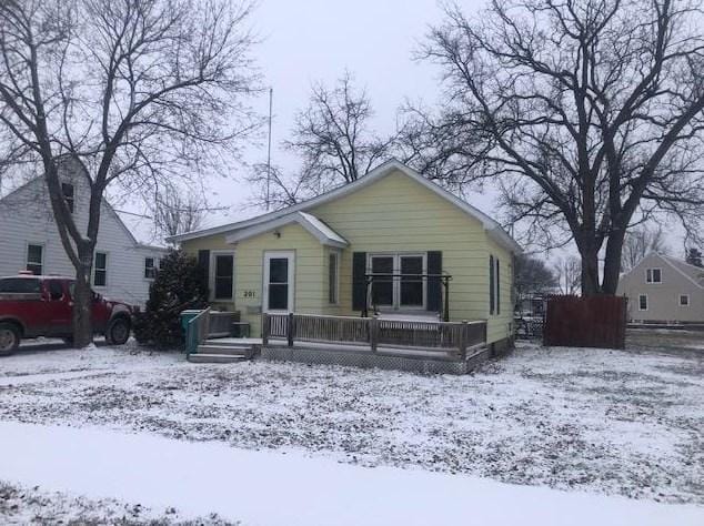 201 SE 7th Ave SE, Waseca, MN 56093 - MLS 6480994 for Sale