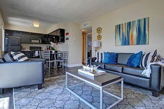 Furnished Las Vegas, Las Vegas Area room for rent in 3 Bedrooms, Apartment for 640 per month. Room ID 4739388