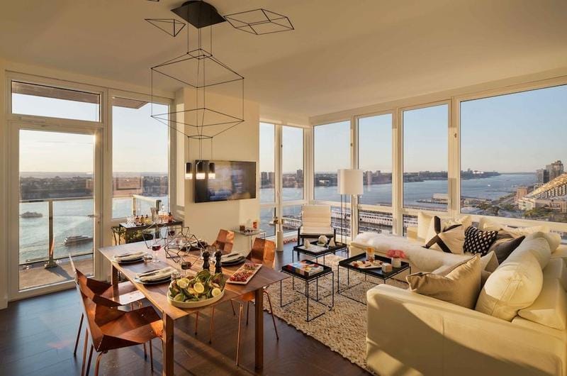 Rental listing in Midtown-West, Manhattan. Contact the landlord or property manager direct about rental.