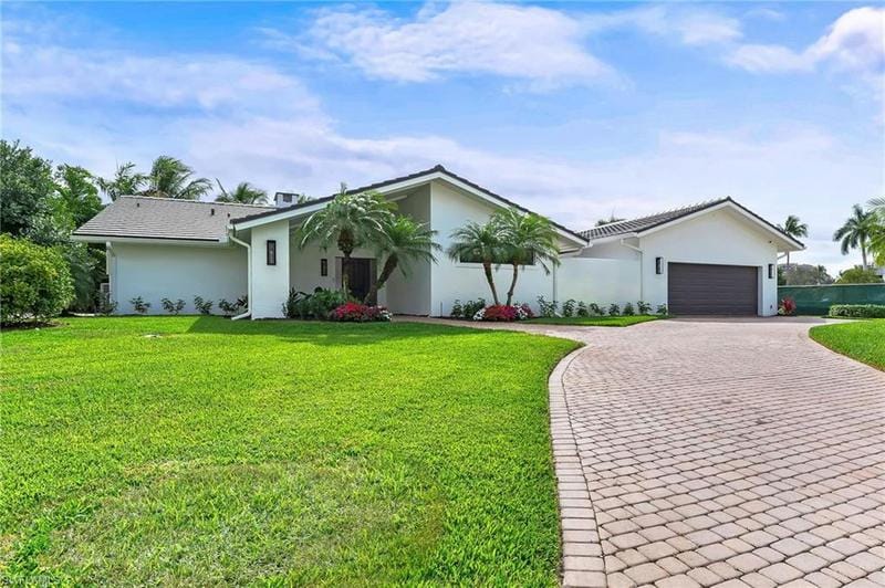 514 PARKWOOD LN, NAPLES, FL 34103 Single Family Residence For Sale  MLS# 224005893