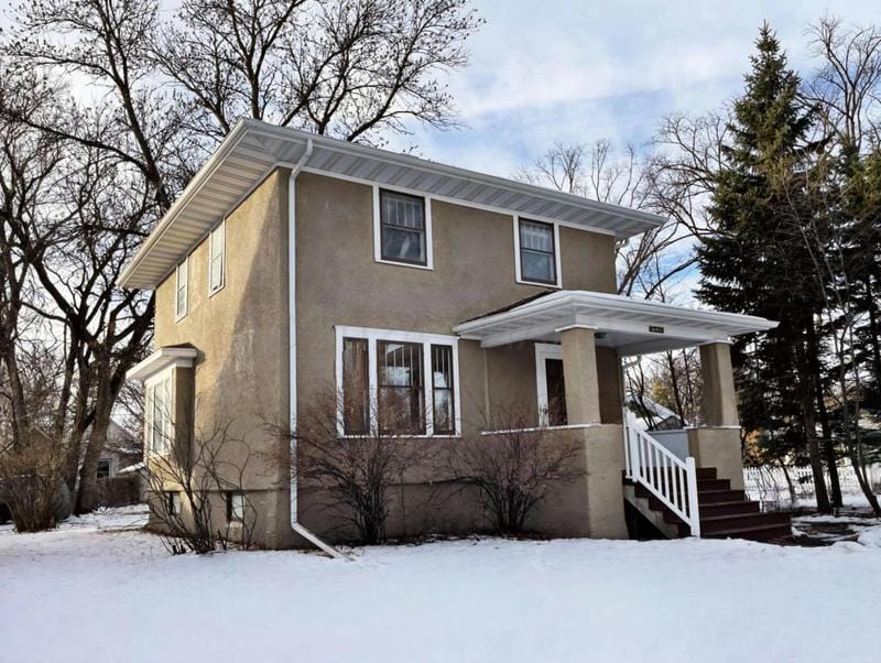 1042 4TH ST N, Fargo, ND 58102 Single Family Residence For Sale  MLS# 24-608