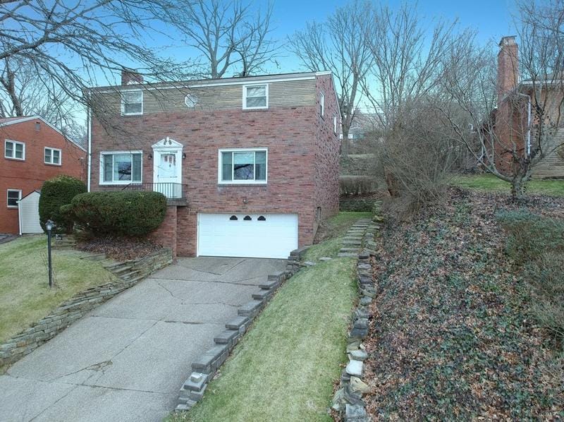 1171 Arrowood Dr, Pittsburgh, PA 15243 - MLS 1639769 for Sale