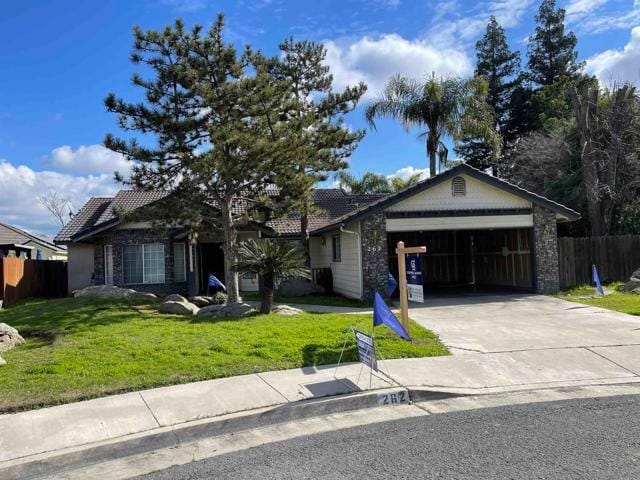 262 Silver Maple Place, Porterville CA 93257 for Sale
