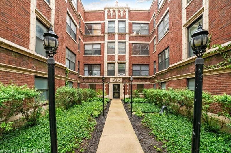 1064 W Granville Ave #24, Chicago, IL 60660 - MLS 11971380 for Sale