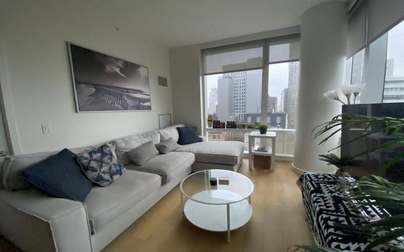 Rental listing in Financial District, Manhattan. Contact the landlord or property manager direct about rental.