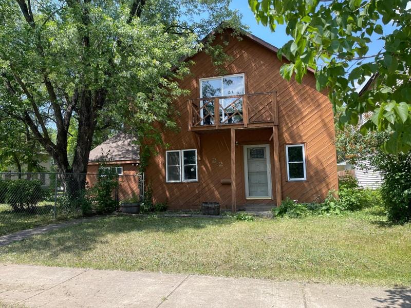 221 West Howard Street, Hibbing, MN 55746 for Sale