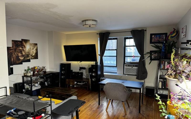 Rental listing in Crown Heights, Brooklyn. Contact the landlord or property manager direct about rental.