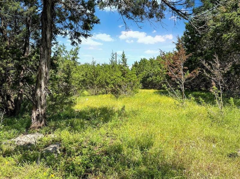 19 Teakwood Ln, Morgans Point, TX 76513 - MLS 2130007 for Sale
