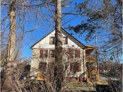 Boswell Ave for Sale