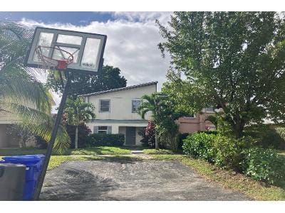 SW 7th St for Sale