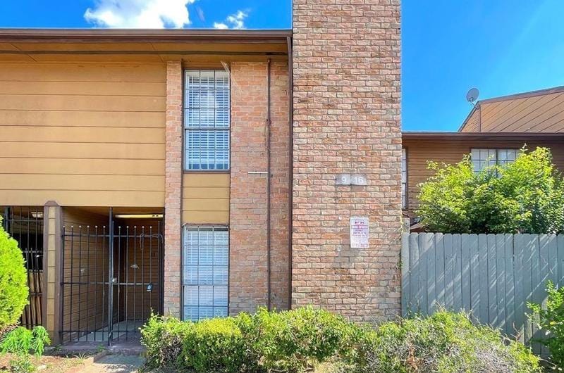 9090 S Braeswood Blvd #11/5, Houston, TX 77074 - MLS 98277548 for Sale