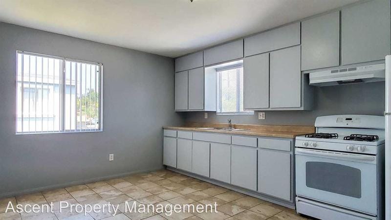 960-990 Coleen Court - 984  960-990 Coleen Ct. for Sale