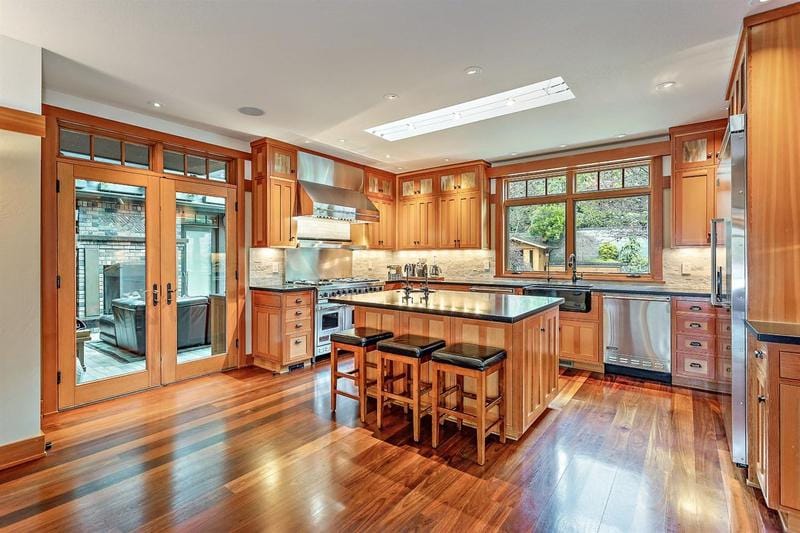 99 Granite Street, Ashland OR 97520 for Sale