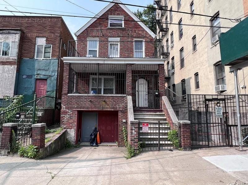 710 Oakland Pl, Bronx, NY 10457 - MLS H6271592 for Sale