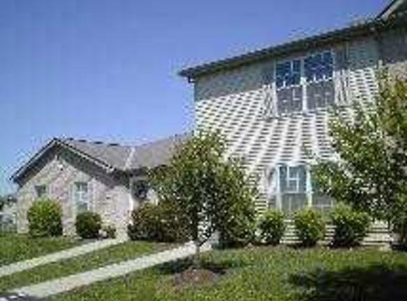 Crescent Village - 5330 Crest Hill Dr - Cincinnati, OH Apartments for Rent