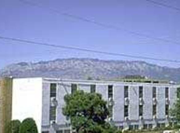 Uptown Park - 6200 Indian School Rd Ne - Albuquerque, NM Apartments for Rent
