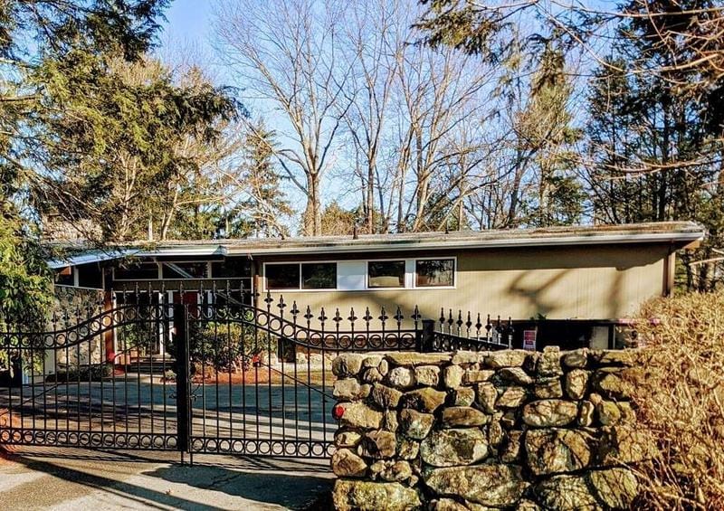 6 Porter Rd, Andover, MA 01810  620305735 for Rent