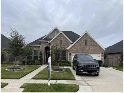 Lynn Orchard Drive for Sale