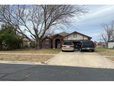 Bamboo Ln for Sale