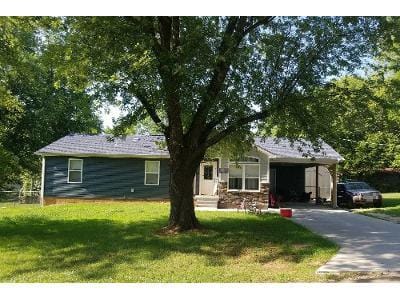 Yale St for Sale