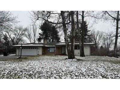 Cascade Dr for Sale
